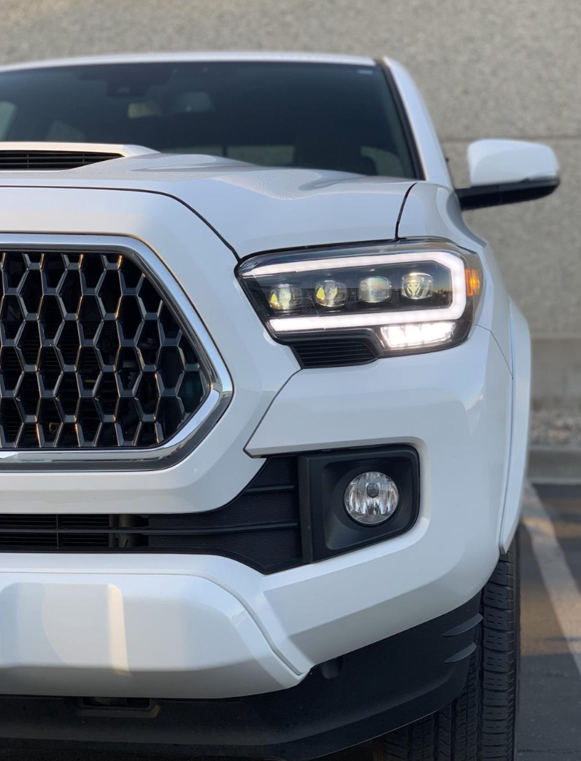 2016-2023 Toyota Tacoma -Series LED Projector Headlights