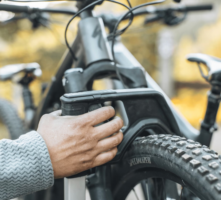 Thule Verse 2-bike hitch platform bike rack