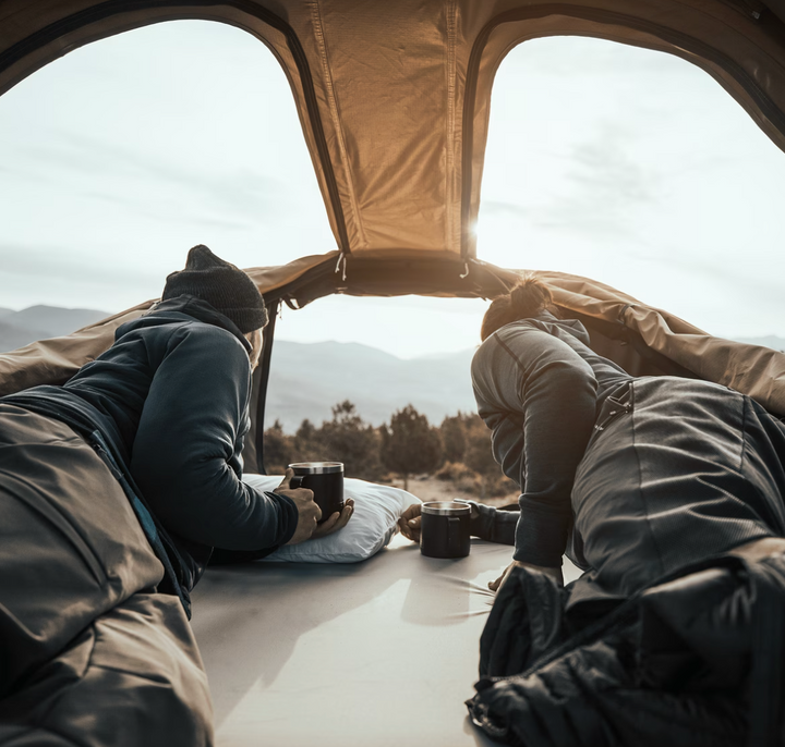 Thule Approach M 2-3 person roof top tent