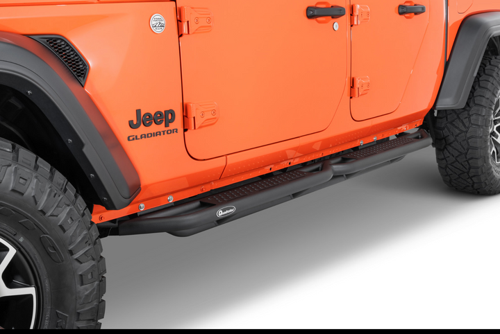 Quadratec QRC Side Armor with Step for 20-26 Jeep Gladiator JT