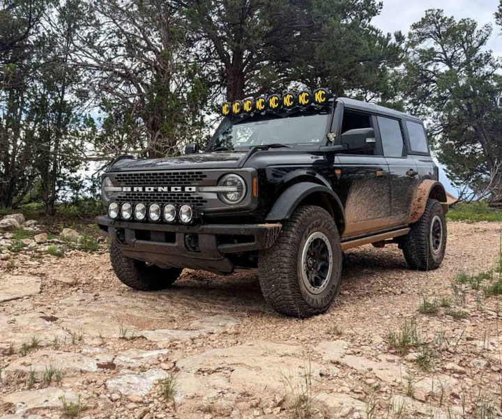 KC Hilites Gravity® LED Pro6 - 39" Light Bar Kit - for 21+ Ford Bronco Front Bumper