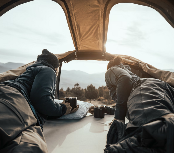 Thule Approach S 2-person roof top tent