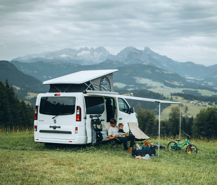 Thule OutLand Box Awning