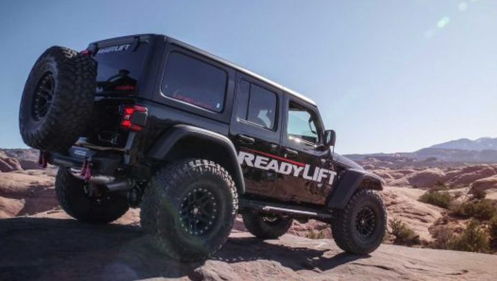 ReadyLift Suspension 2.5" SST Lift Kit for 2018-2026 Jeep Wrangler JL